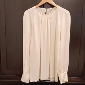 Elie Tahari Cream Blouse 100% SILK Subtle Sheen